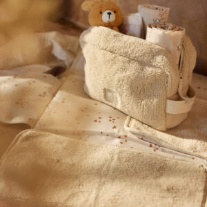 etui-fluffy-sand-jollein